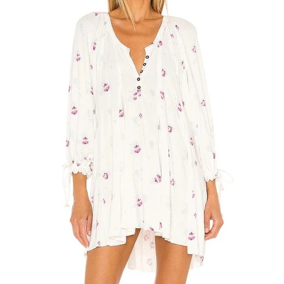 Free People Dresses & Skirts - Free People White and Pink Floral Mini Dress
